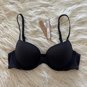 Skims Fits Everybody Push Up Demi Bra Onyx Size 32A
